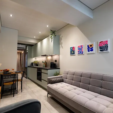 Evlalia Appartement *
